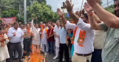 फाजिल्का में बवाल: भाजपा अध्यक्ष सुनील जाखड़ सहित कई नेता गिरफ्तार, जालंधर में सीएम का अर्थी फूंकी, AAP सरकार पर जमकर बरसे