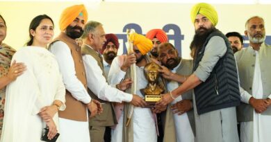 “शहीदों को भुलाकर अपने स्मारक बनाए गए”: खटकड़ कलां से CM भगवंत मान का सियासी प्रहार, अगर भगत सिंह PM होते तो…!