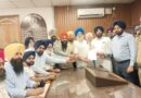 ਪੰਜਾਬ ਵਿੱਚ ਬਿਜਲੀ ਸੰਕਟ ਖ਼ਿਲਾਫ਼ ਅਕਾਲੀ ਦਲ ਦਾ ਪ੍ਰਦਰਸ਼ਨ: ਡਿਪਟੀ ਕਮਿਸ਼ਨਰ ਦਫ਼ਤਰ ਅੱਗੇ ਧਰਨਾ, ਮਾਣਯੋਗ ਡਿਪਟੀ ਕਮਿਸ਼ਨਰ ਨੂੰ ਸੌਂਪਿਆ ਮੰਗ ਪੱਤਰ