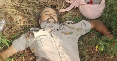Breaking: पुलिस अफसर की दिनदहाड़े हत्या, ड्यूटी पर जाते ASI को गोलियों से भूना… पढ़ें और देखें Breaking: पुलिस अफसर की दिनदहाड़े हत्या, ड्यूटी पर जाते ASI को गोलियों से भूना… पढ़ें और देखें