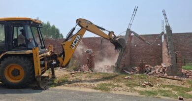 जालंधर में JDA का बुलडोजर एक्शन: 5 अवैध कॉलोनियां ध्वस्त, नियम तोड़ने वालों पर सख्त कार्रवाई; प्लॉट खरीदने वालों को बड़ी चेतावनी जालंधर में JDA का बुलडोजर एक्शन: 5 अवैध कॉलोनियां ध्वस्त, नियम तोड़ने वालों पर सख्त कार्रवाई; प्लॉट खरीदने वालों को बड़ी चेतावनी