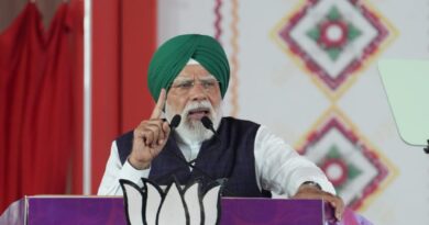 हरी पगड़ी बांध जालंधर पहुंचे PM Modi: बोले-ਪੰਜਾਬੀਓ ਕਿਵੇਂ ਹੋ-ਚੜਦੀ ਕਲਾ ਚ ਹੋ’, बोले ‘AAP’ के भ्रष्टाचार से जनता परेशान; कांग्रेस में कुर्सी की लड़ाई… पढ़ें पूरा भाषण! हरी पगड़ी बांध जालंधर पहुंचे PM Modi: बोले-ਪੰਜਾਬੀਓ ਕਿਵੇਂ ਹੋ-ਚੜਦੀ ਕਲਾ ਚ ਹੋ’, बोले ‘AAP’ के भ्रष्टाचार से जनता परेशान; कांग्रेस में कुर्सी की लड़ाई… पढ़ें पूरा भाषण!