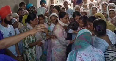 ऑनलाइन गेमिंग के तनाव ने बुझाई दो जिंदगियां! नवांशहर में 3 दोस्तों के जहरीला पदार्थ निगलने का मामला, 13 वर्षीय परमजीत के बाद 21 वर्षीय दिलप्रीत की भी मौत ऑनलाइन गेमिंग के तनाव ने बुझाई दो जिंदगियां! नवांशहर में 3 दोस्तों के जहरीला पदार्थ निगलने का मामला, 13 वर्षीय परमजीत के बाद 21 वर्षीय दिलप्रीत की भी मौत