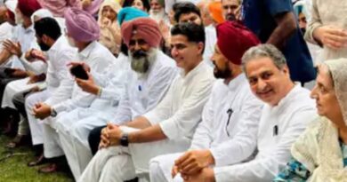 पंजाब कांग्रेस में परगट सिंह और सचिन पायलट के सामने राजा वड़िंग की चुनौती! बोले- मेरा नेता सिर्फ राहुल गांधी, ताजपोशी समारोह में खुलकर दिखी गुटबाजी पंजाब कांग्रेस में परगट सिंह और सचिन पायलट के सामने राजा वड़िंग की चुनौती! बोले- मेरा नेता सिर्फ राहुल गांधी, ताजपोशी समारोह में खुलकर दिखी गुटबाजी