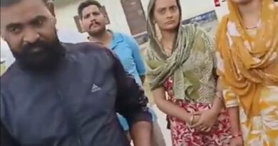 जालंधर में बर्थडे पार्टी के दौरान खूनी झड़प! युवक पर दातर से हमला, 4 के खिलाफ FIR; परिजनों का आरोप- पुलिस नहीं कर रही गिरफ्तारी जालंधर में बर्थडे पार्टी के दौरान खूनी झड़प! युवक पर दातर से हमला, 4 के खिलाफ FIR; परिजनों का आरोप- पुलिस नहीं कर रही गिरफ्तारी